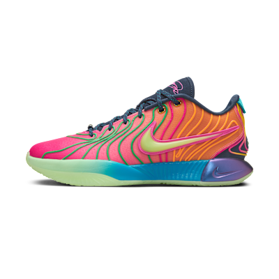 LeBron XXI