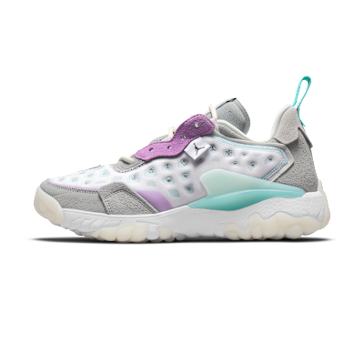 Jordan Delta 2