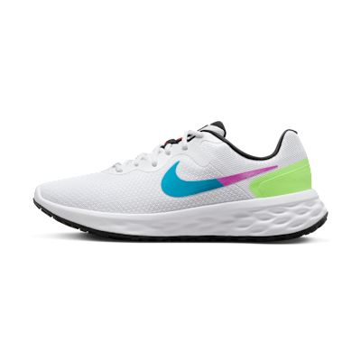 Nike Revolution 6 SE