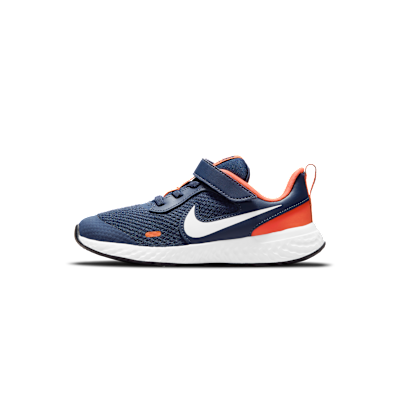 Nike Revolution 5