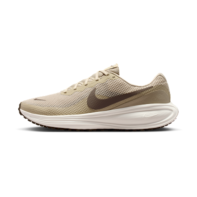 Nike Revolution 8