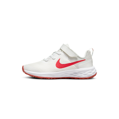 Nike Revolution 6
