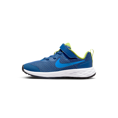 Nike Revolution 6