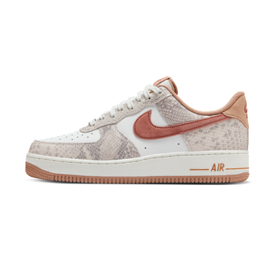 Nike Air Force 1 '07 LV8