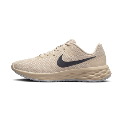 Nike Revolution 6