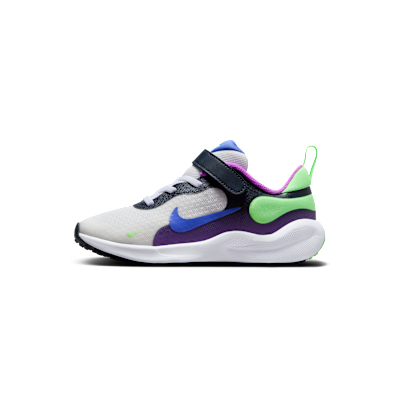 Nike Revolution 7