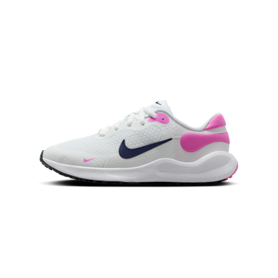 Nike Revolution 7