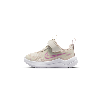 Nike Cosmic Runner