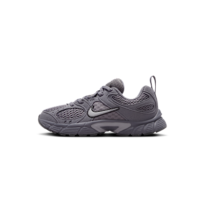 Nike V5 Runner Suede