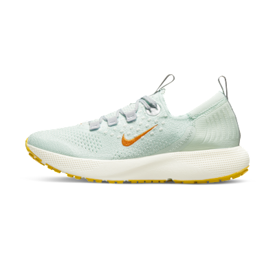 Nike Escape Run