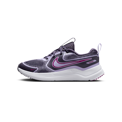 Nike Cosmic Runner