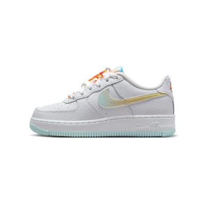 Nike Air Force 1 LV8