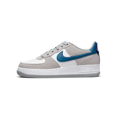 Nike Air Force 1 LV8