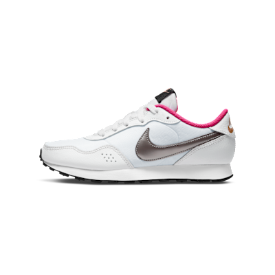 Nike MD Valiant