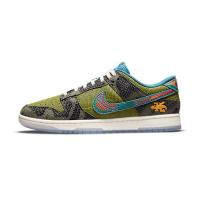 Nike Dunk Low Premium