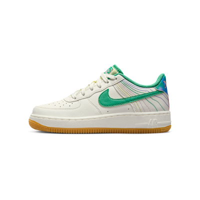Nike Air Force 1 LV8 3