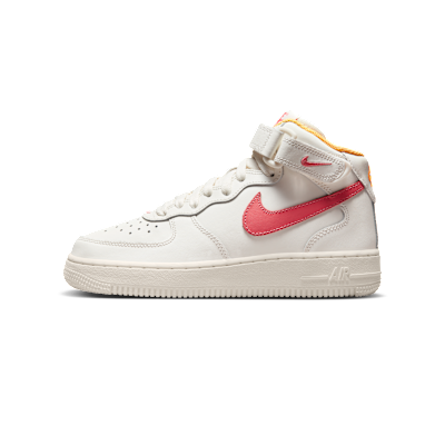 Nike Air Force 1 Mid LE