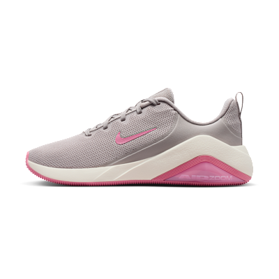 Nike Bella 7