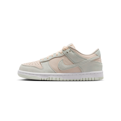 Nike Dunk Low Suede