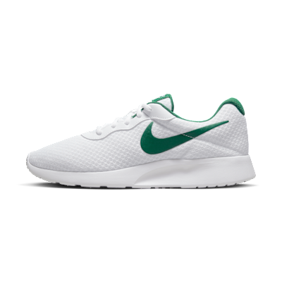 Nike Tanjun