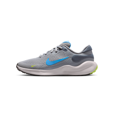 Nike Revolution 7
