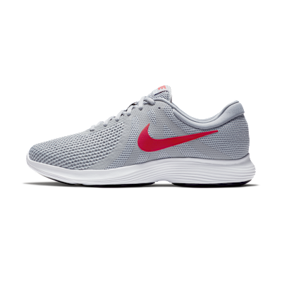 Nike Revolution 4