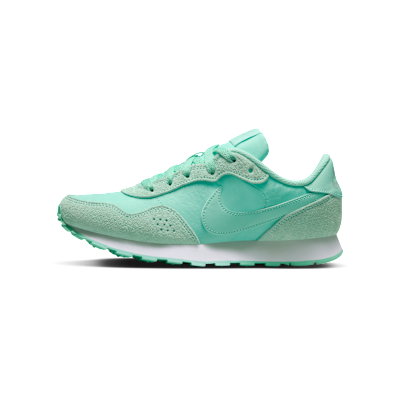 Nike MD Valiant