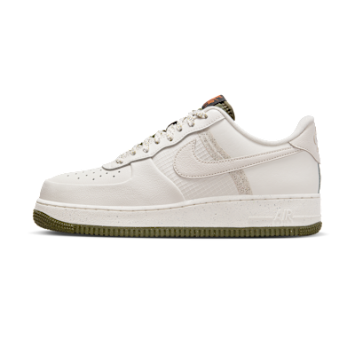 Nike Air Force 1 '07 LV8