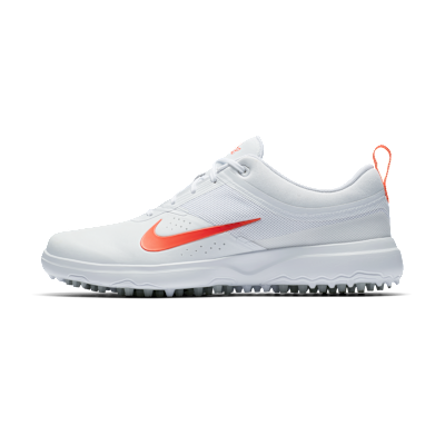 Nike Akamai 