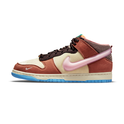 Nike Dunk Mid x Social Status