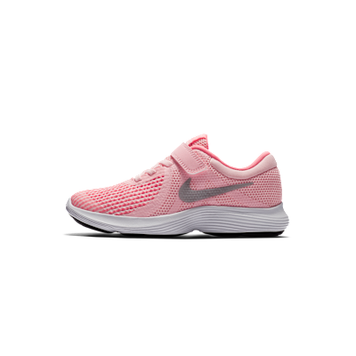 Nike Revolution 4