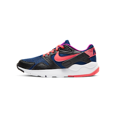 Nike LD Victory