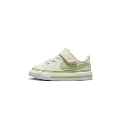 Nike Court Legacy