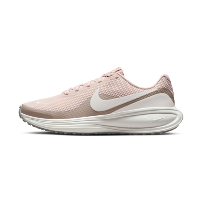 Nike Revolution 8