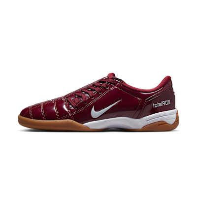Nike Total 90