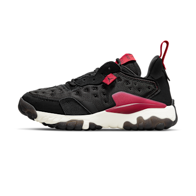 Jordan Delta 2