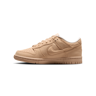Nike Dunk Low LV8