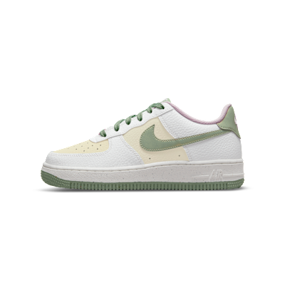 Nike Air Force 1 LV8