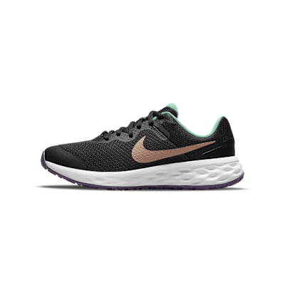 Nike Revolution 6