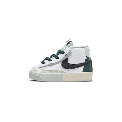 Nike Blazer Mid '77 SE