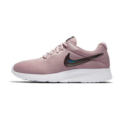 Nike Tanjun