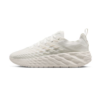 Nike Ava Edge