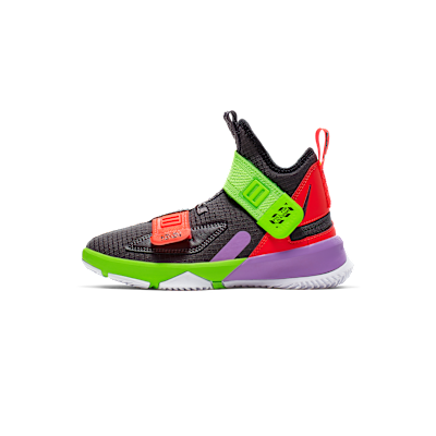 LeBron Soldier 13 FlyEase
