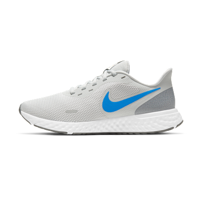 Nike Revolution 5
