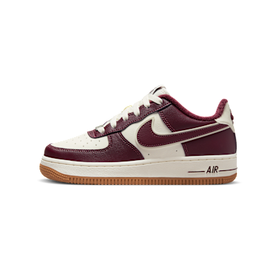 Nike Air Force 1 LV8 3