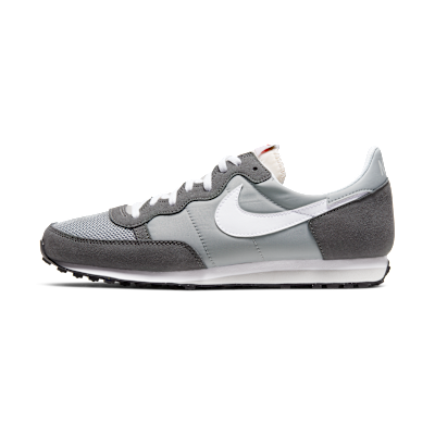 Nike Challenger