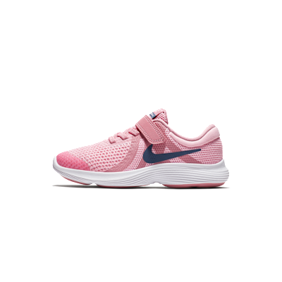 Nike Revolution 4
