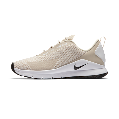 Nike Rivah