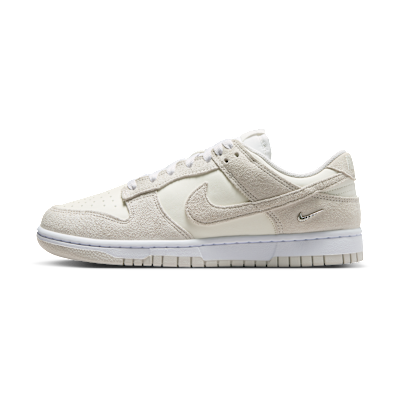 Nike Dunk Low Suede