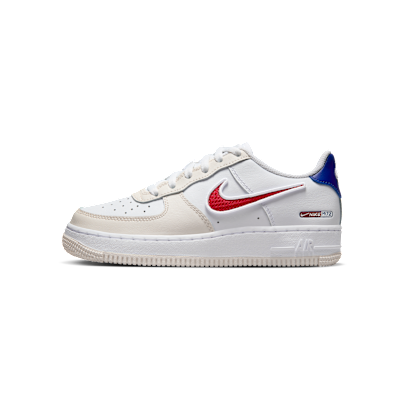 Nike Air Force 1 LV8